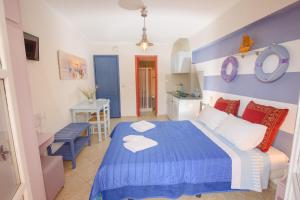 Maria Studios Poros-Island Greece