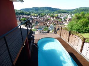 B&B / Chambres d'hotes La Colline aux Yeux Doubs : photos des chambres