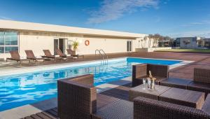Lagoon Beach Hotel & Spa