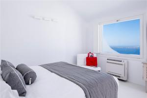 Dreams Luxury Suites Santorini Greece