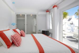Honeymoon Bebe Suite room in Alta Vista Suites