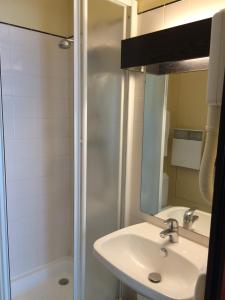 Hotels Hotel Elysee : photos des chambres