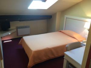 Hotels Hotel Elysee : photos des chambres