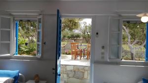 Remvi Studios Paros Greece