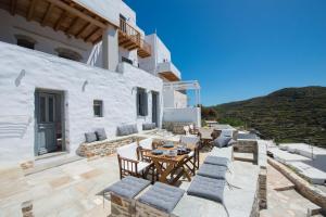 Athina Exquisite Houses Sifnos Greece