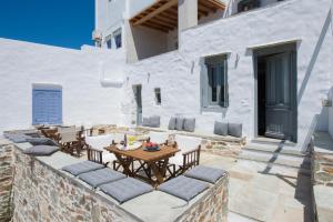 Athina Exquisite Houses Sifnos Greece