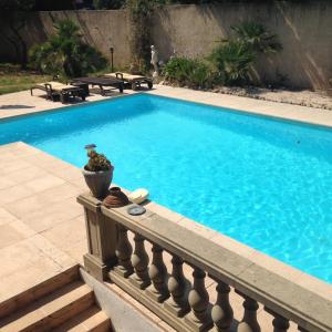 Villa ensoleillée à Sainte-Maxime avec piscine privée