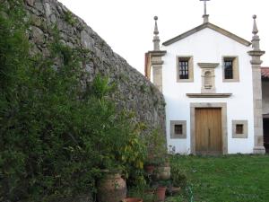 Charming House in Covelas with Pool and Mountain View