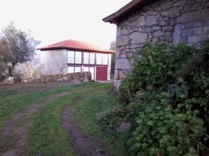 Charming House in Covelas with Shared Pool