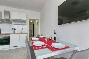 Ancora Center Apartment