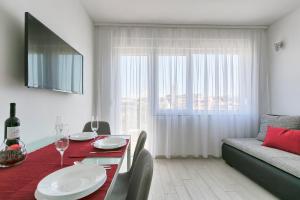 Ancora Center Apartment