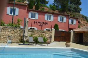 3 stern hotel La Maison des Ocres Roussillon Frankreich