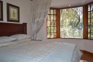 Lydall Wild Tranquil Garden Suites - Bryanston