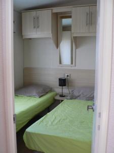 Campings Camping Les Charmettes-Mobile Home Vacances : photos des chambres