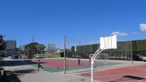 Spacious apartment in Cabrera de Mar with sea view