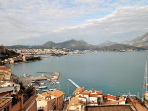 Casa Belvedere vista mare nel centro storico