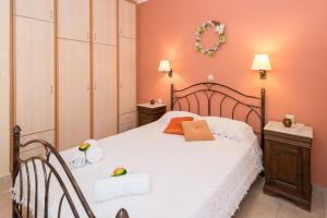 Lorenzo Villas with Private Pool, 200m from the beach, by ZanteWize