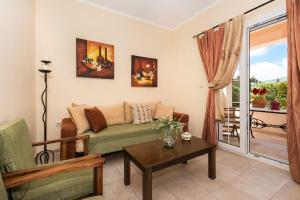 Two Bedroom Split Level Villa with Private Pool