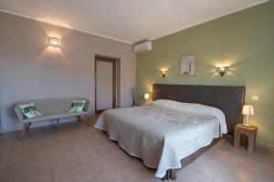 Hotels Auberge Lustincone : photos des chambres