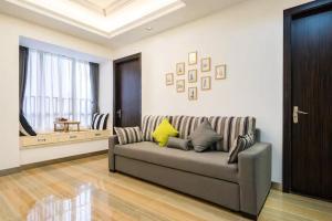 Beijing Road Business District Top End Homestay