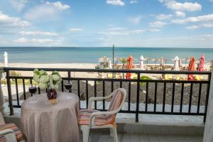 Triple Room with Sea View