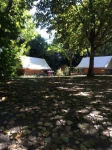 Campings Camping Les Grillons : photos des chambres
