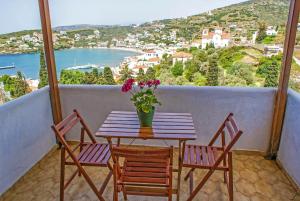 Amorani Studios Andros Greece