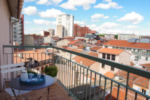 Appartements Castellane - 40 m2 avec balcon et parking : photos des chambres