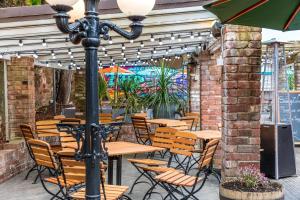 Iron Bridge, Lower North Street, Exeter, EX4 3RB, England.