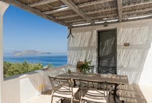 Four Seasons Hydra Luxury Suites Hydra Greece