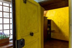 The Mezzanine within the Walls