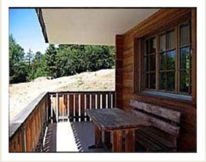 Three-Bedroom Apartment room in Residence Selika