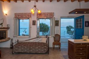 Evita Apartments Paros Greece