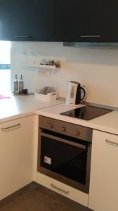 New Studio Apartment Sun with free parking 