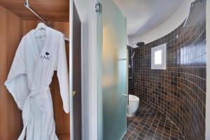 AMOsuites & Spa Folegandros Greece