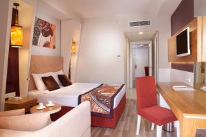 Orange Palace Side -Inclusive