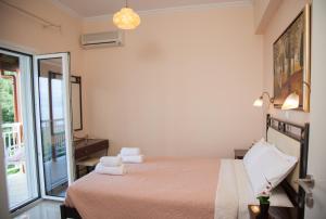 Brentanos Apartments - A - View of Paradise Corfu Greece