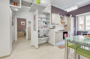 Bright apartment for 5 2 bathrooms