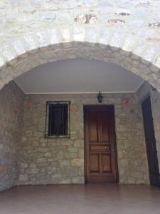 Las - Giannakakoy Traditional Stone Houses Lakonia Greece