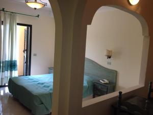 Studio (2 Adults)
