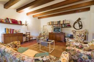 Tamerici Holiday Home by VacaVilla