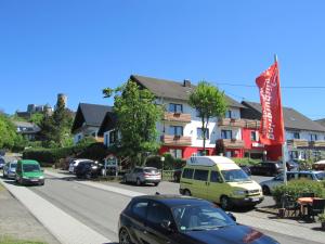 3 hviezdičkový hotel Land-gut-Race-Hotel zur Burg Nürburgring Nürburg Nemecko