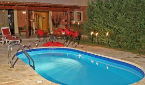 Athenea Villas, Private Pools & Gardens