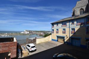 Hotels Hotel De Calais : photos des chambres