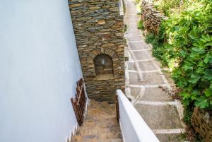 Amorani Studios Andros Greece