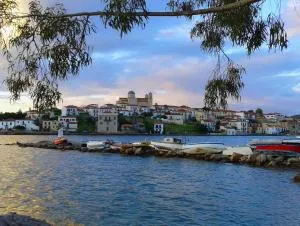 To Spitaki Apartments - 加拉希德松