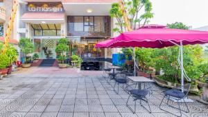 La Maison Danang Beach Hotel