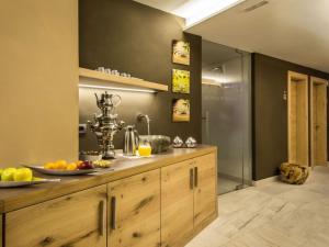 Hotel La Fradora - Dolomites Hotel