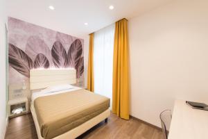 Comfort Double Room with French Bed	- spa access included  room in Grand Hotel Liberty