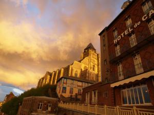 Hotels Hotel De Calais : photos des chambres